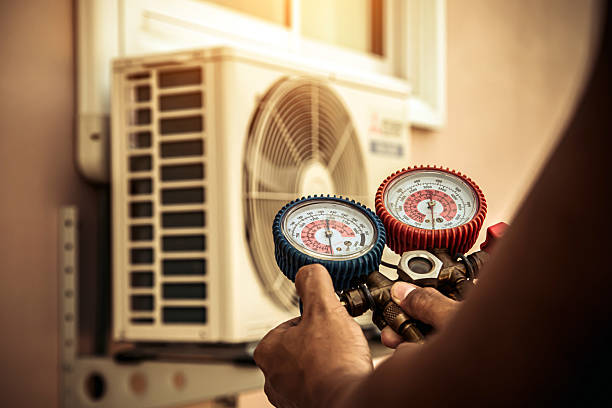 Professional Hvac technician working in Glen Arm, MD